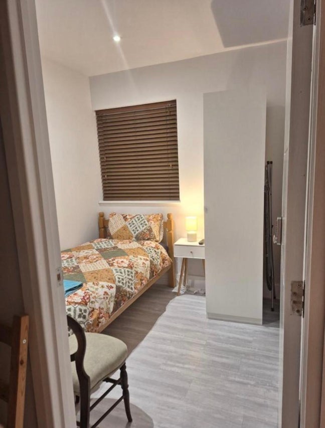 Single Bedroom Available in Shared Flat Main Photo