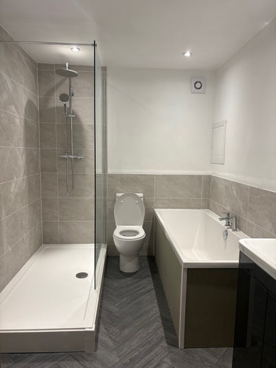 Double bedroom Pontcanna *Bills Inc* Main Photo