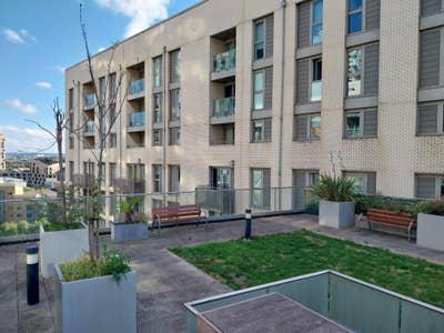2 bedroom, 2 bathroom, private rooftop & garden Main Photo