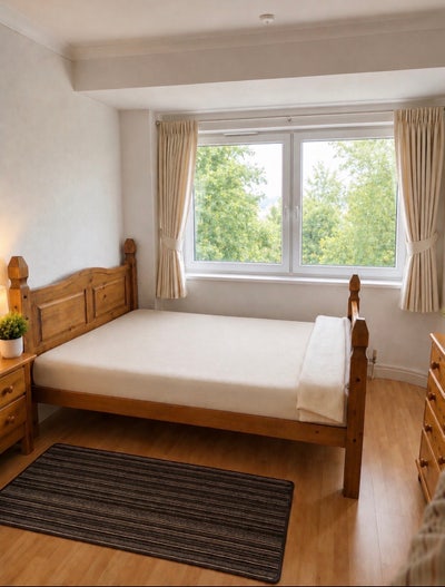 One double room available for rent Main Photo