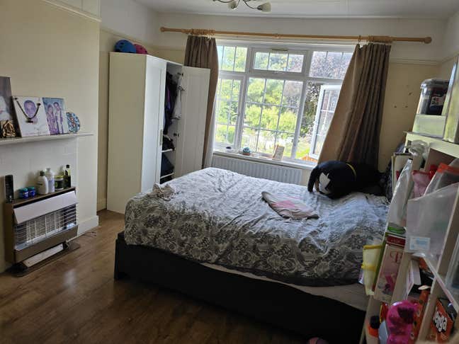 2 Rooms to Let – Thornton Heath CR7 6HN Main Photo