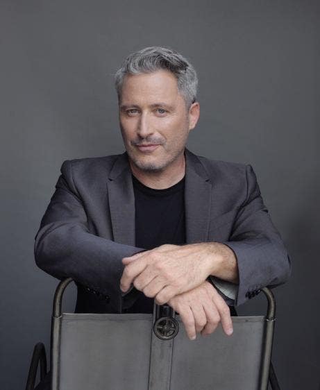   I'm  moving to Glasgow. i’m an actor wi... Main Photo