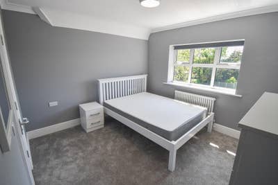 En-Suite Room | Bills Included | Gym Main Photo