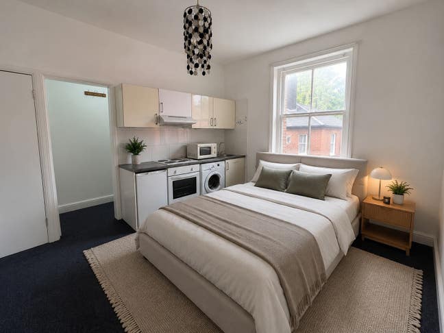 Self-contained studio flat- Willesden green Main Photo