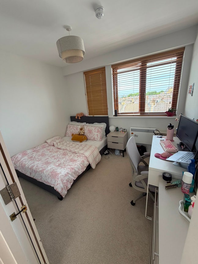 Room available Clapham Main Photo