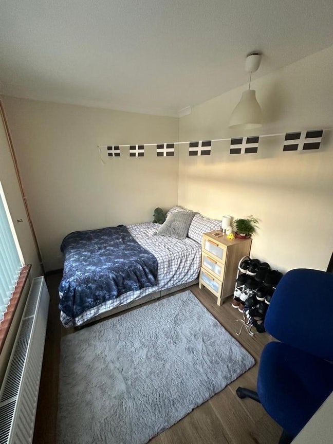 Room Available for University Students  Main Photo