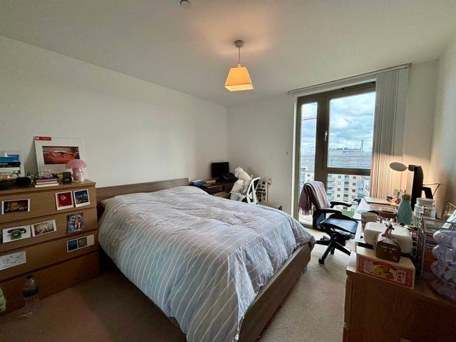 2B1B Room with Gym & Stunning River Views Main Photo
