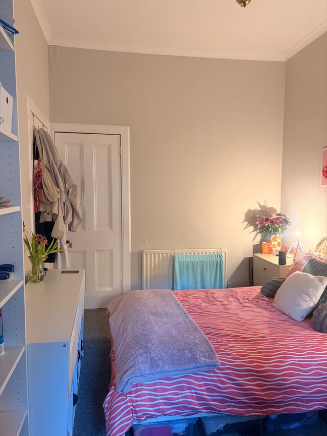 En-suite Double Room in 3 Bed Flat Main Photo