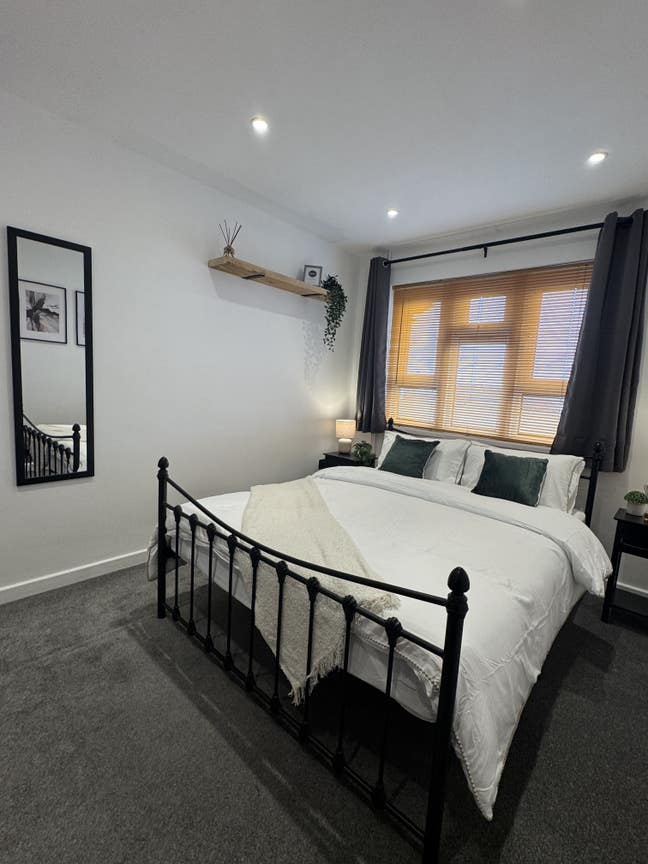 Lovey double room, newly renovated Main Photo