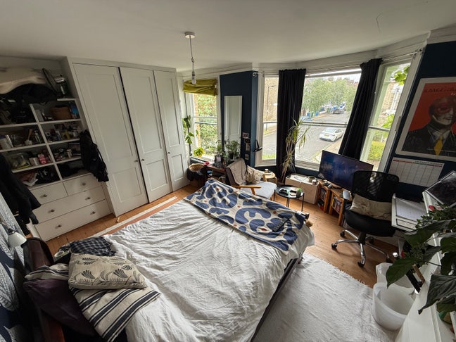 Subletting Room For 3 months  Main Photo