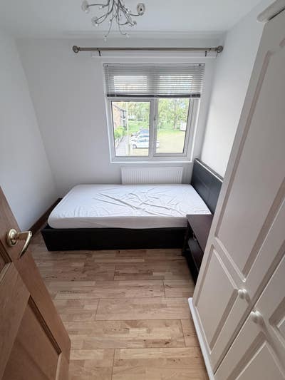 Single bedroom  Main Photo