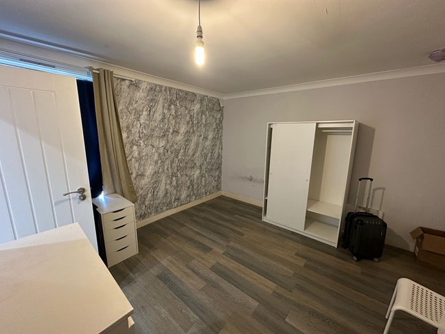 Studio Flat Double Room, Ensuite  Main Photo