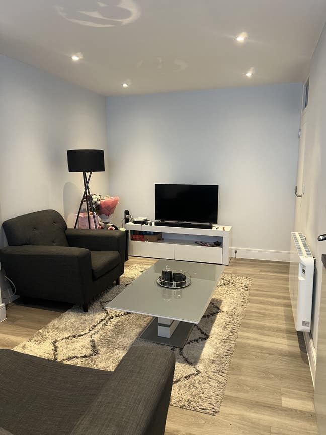 Large fully furnished double room in bexleyheath Main Photo