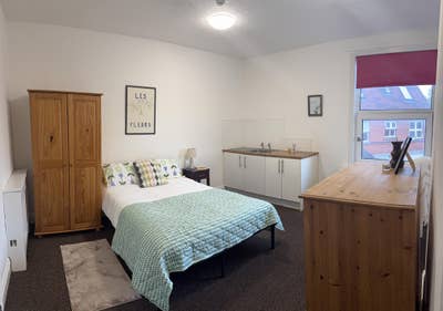 Near City Centre Double room inc Bills NG2 Main Photo
