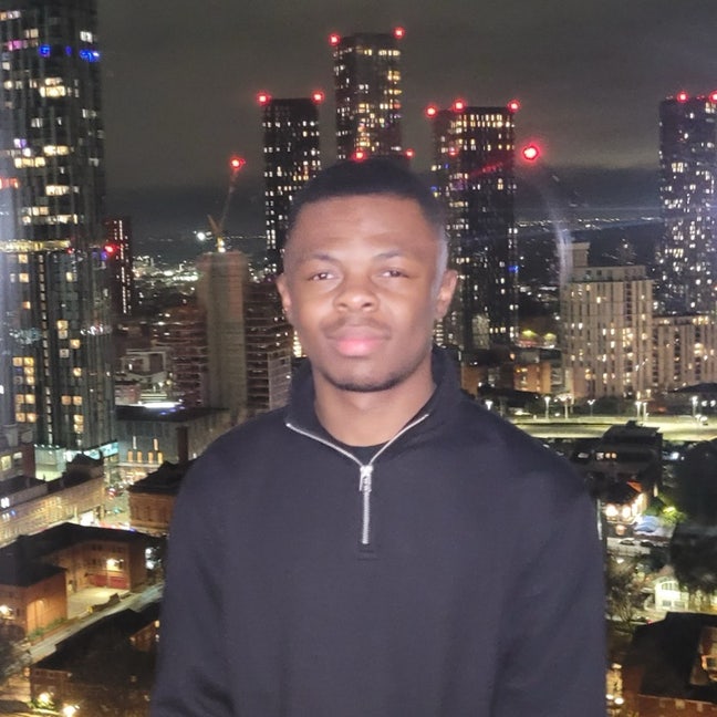 23 y/o professional looking for a room in Zone 1/2 Main Photo