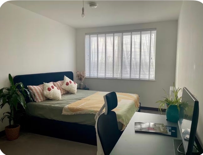 Double bed single bedroom flat Main Photo