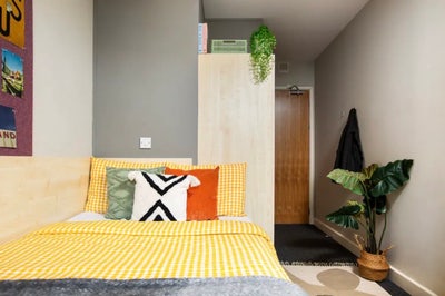 104pw en-suite 10 min walk to uni library Main Photo
