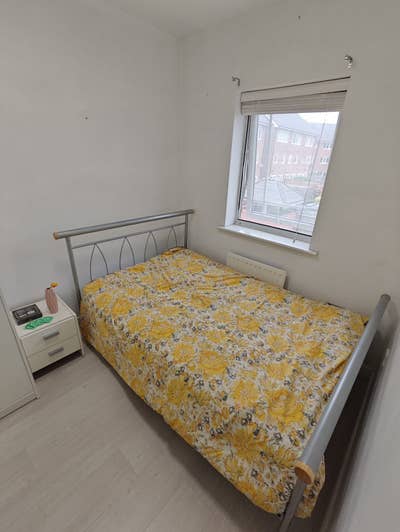Clean & Friendly House Share in M15 Main Photo