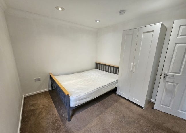  Double Room  &pound;545 Main Photo