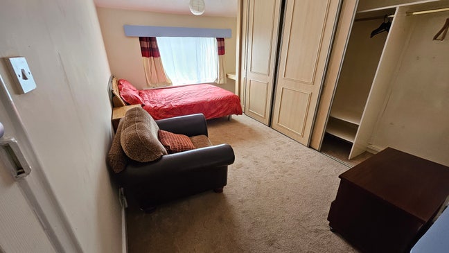 4 Bed - Female Supported Accommodation Available Main Photo