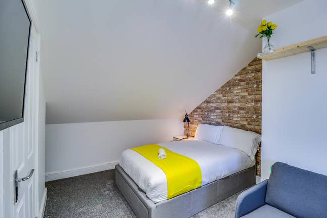 🏡 Large Double En-Suite Room Main Photo