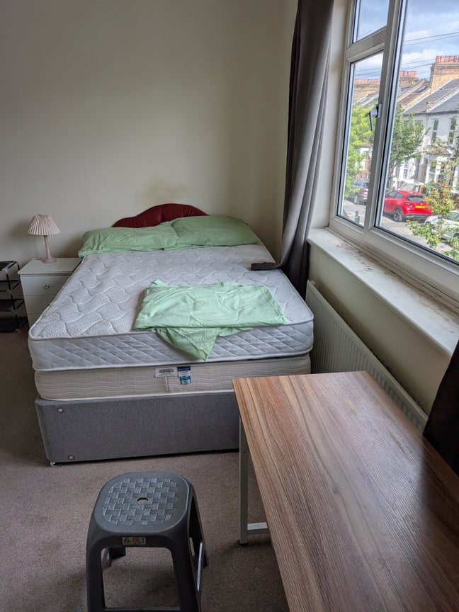 Large Double Room available - Walthamstow  Main Photo