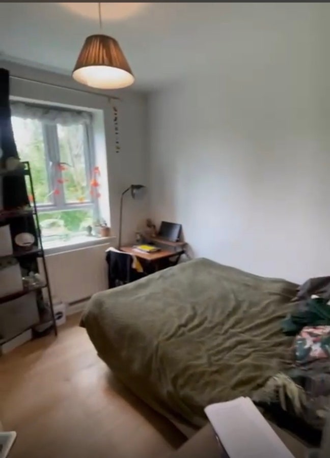 Double room in White City 745/mo Main Photo