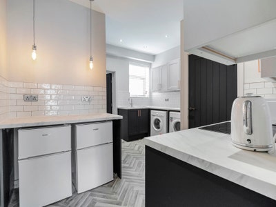 Stunning Studio in Queenswalk, Woodston Main Photo