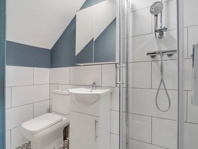 Stunning Studio in Queenswalk, Woodston Main Photo