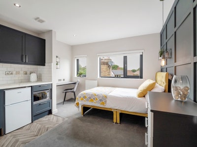 Stunning Studio in Queenswalk, Woodston Main Photo