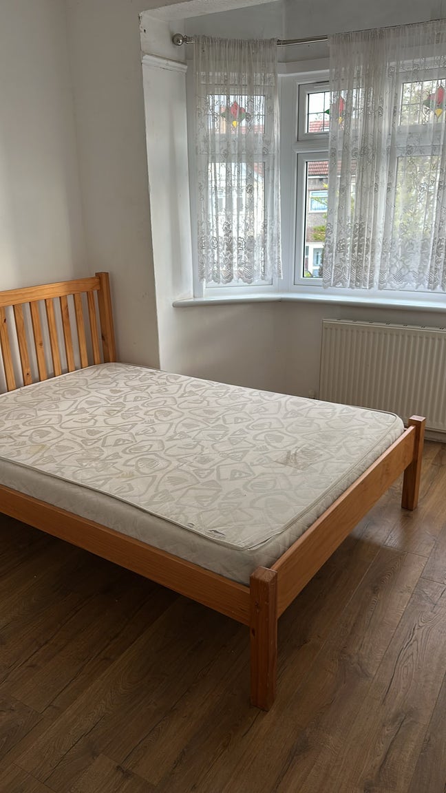 Double Room to Rent in Ilford (IG2 6T Main Photo