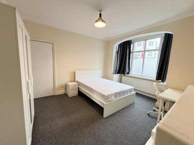 🏡✨ Double Room SW19 ✨🛏️ Move in 26 June 📅 Main Photo