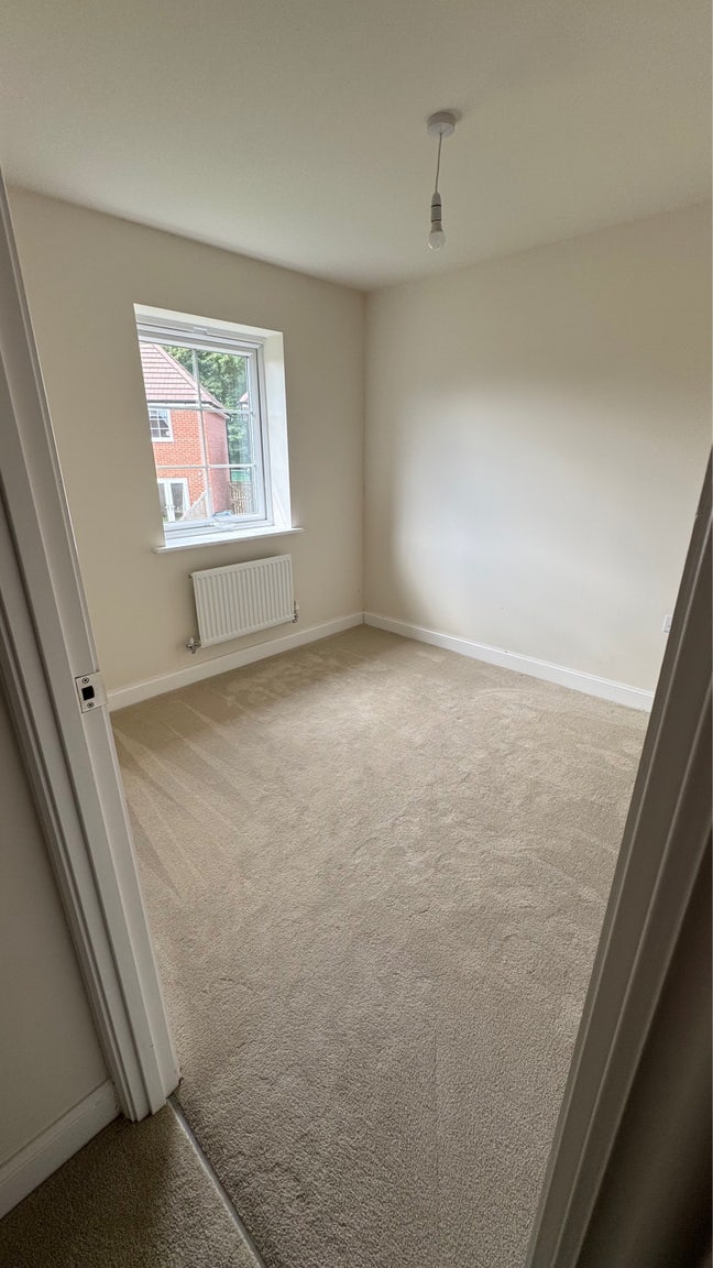 Spare room at number 4 Main Photo