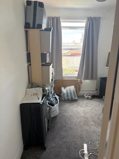 1 big room available in good rant Main Photo