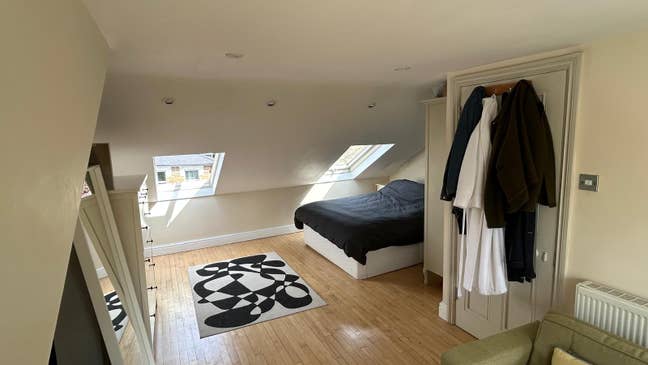 Big double room in a gorgeous 4-bed house Main Photo
