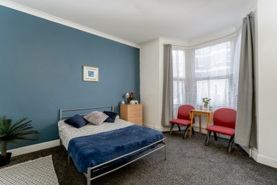 ‼️🏡 Couples Room - near Tube.  ALL BILLS Main Photo