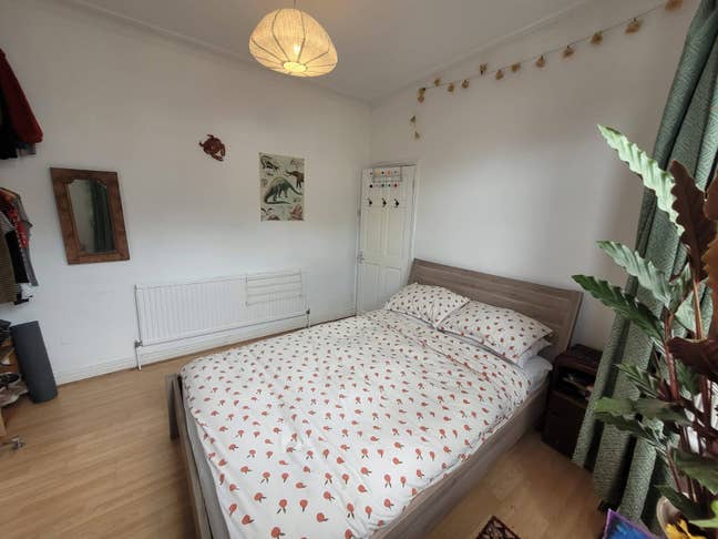 Lovely unfurnished ground floor double room in St  Main Photo