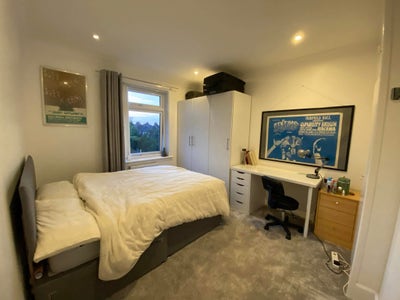 Single room in shared household  Main Photo