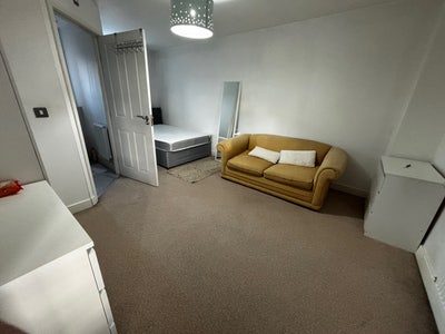 Spacious Double Room with En-Suite in Ancoats Main Photo