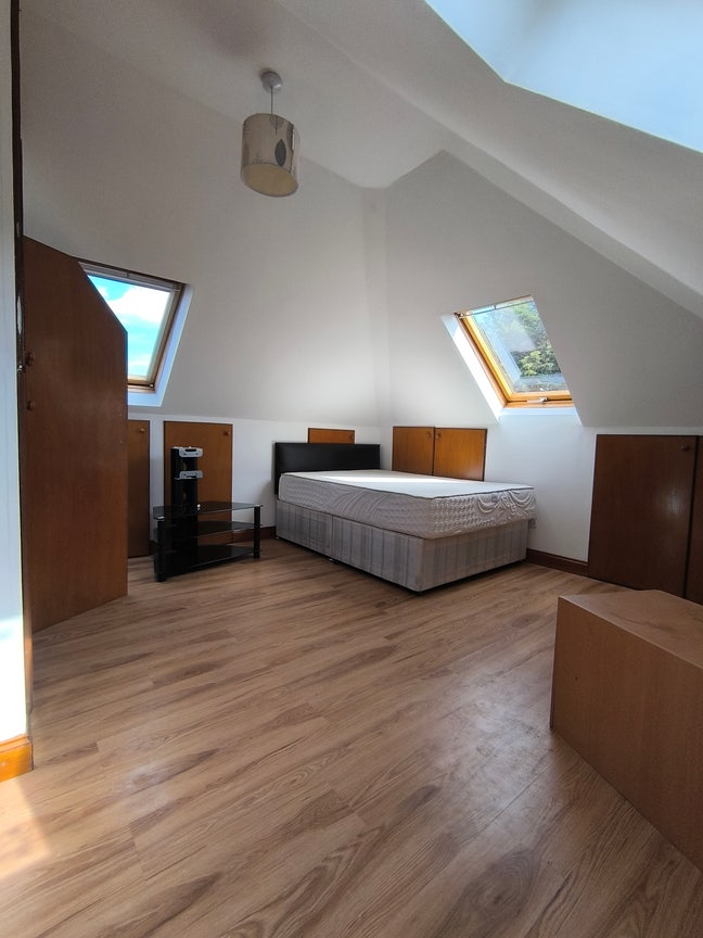 En Suite Double Room/Bedsit/studio/ Ideal for NHS Main Photo