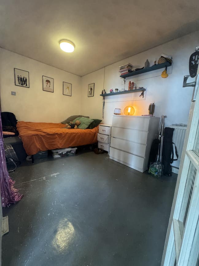 Room for Sublet July - September  Main Photo