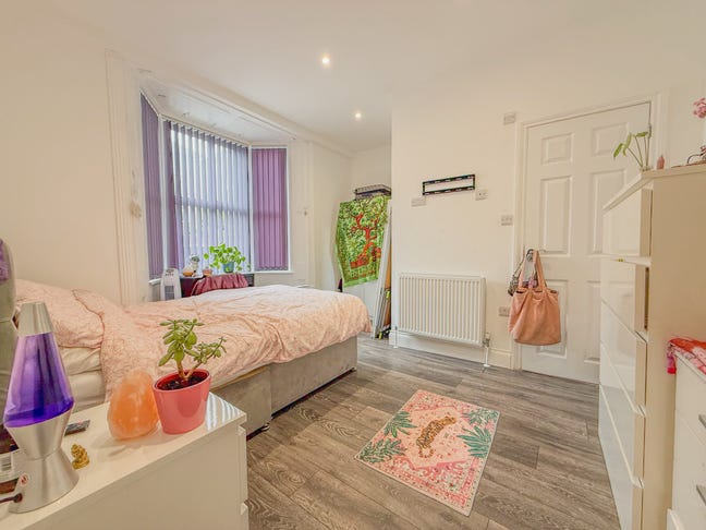 Double Room in Brislington Main Photo