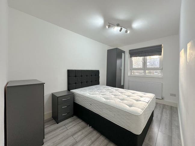 Doube Room - End of Juy - Early August  Main Photo