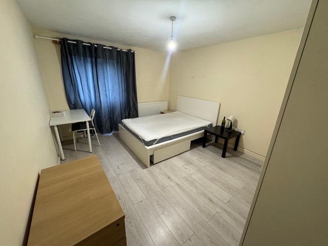 Double rooms available in Birmingham City Centre Main Photo