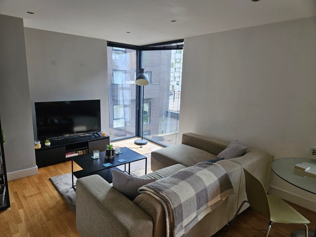 Double room in 2 bed in Manchester City Centre! Main Photo