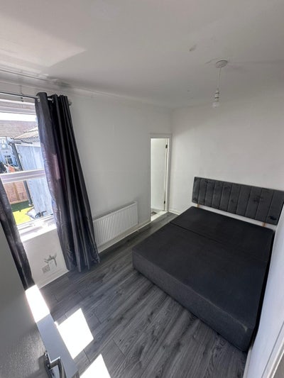 En suite double for rent &pound;750 Main Photo