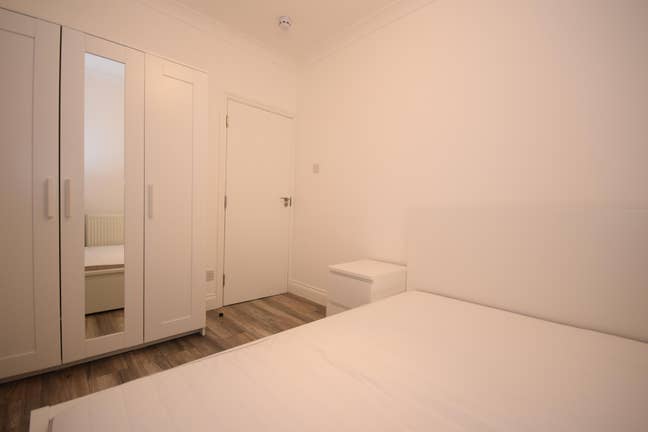 Double Ensuite Room to Let in Ilford Main Photo