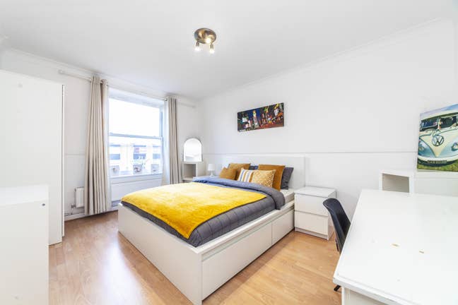 🔥Stunning Double For Couples in Prime Location 🔥 Main Photo