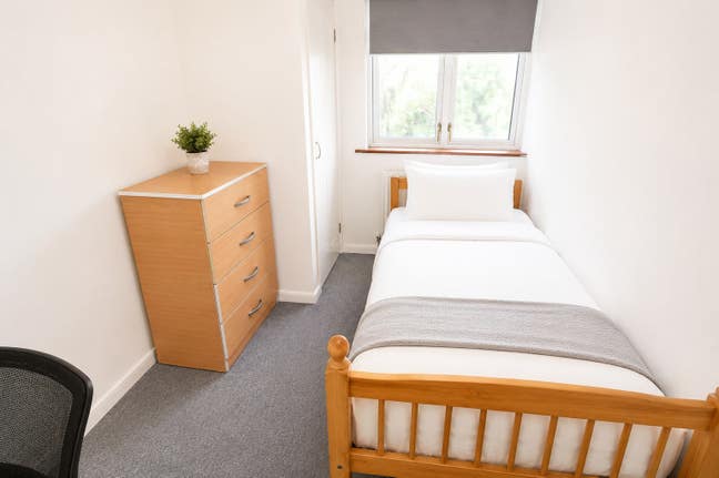 Best Deals Westferry|Canary Wharf|2 Spacious Rooms Main Photo