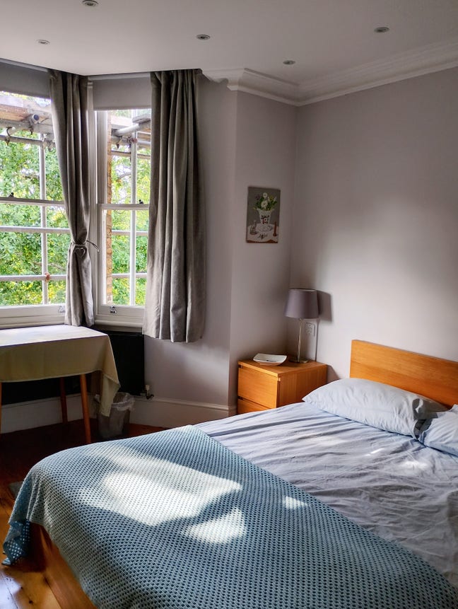 Large beautiful room en suite Main Photo